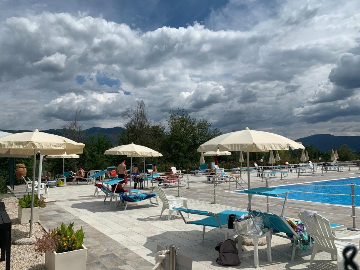 Il Pozzo Country House Collescipoli Bagian luar foto